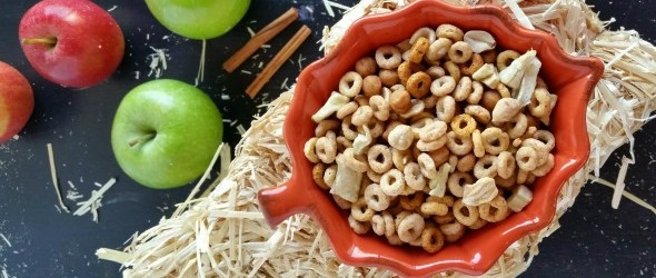 Caramel Apple Snack Mix