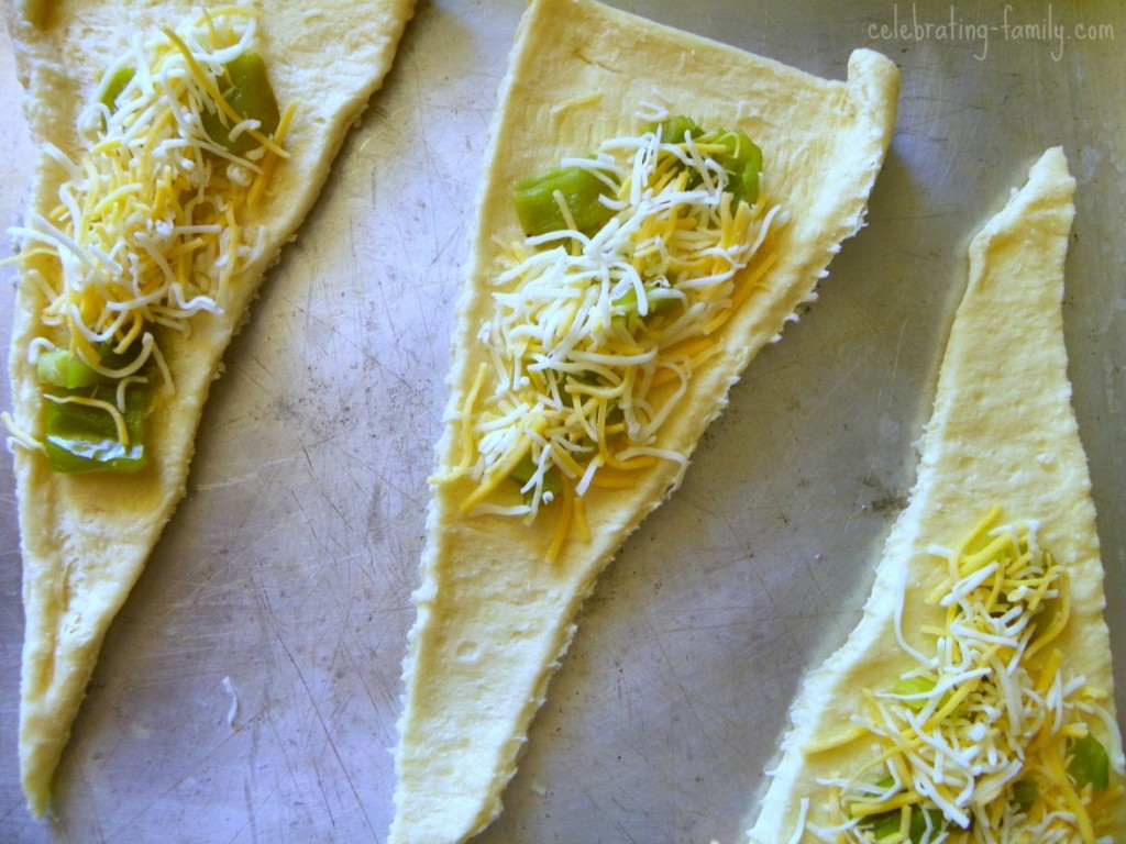 Hatch Green Chile Crescent Rolls #15MinuteSuppers